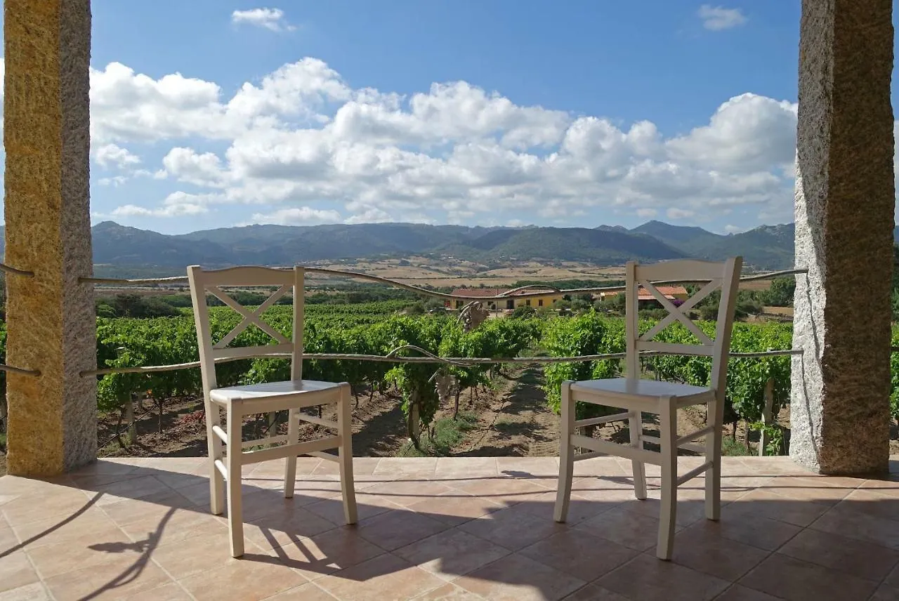 Agriturismo Campesi Casale Tra Le Vigne Aglientu Italia